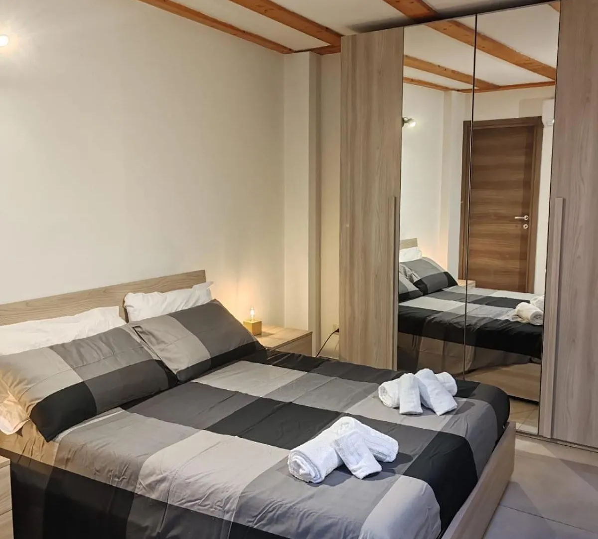 Holiday home Etna Garden House: Oasis In The Heart Of Catania Villa Italy